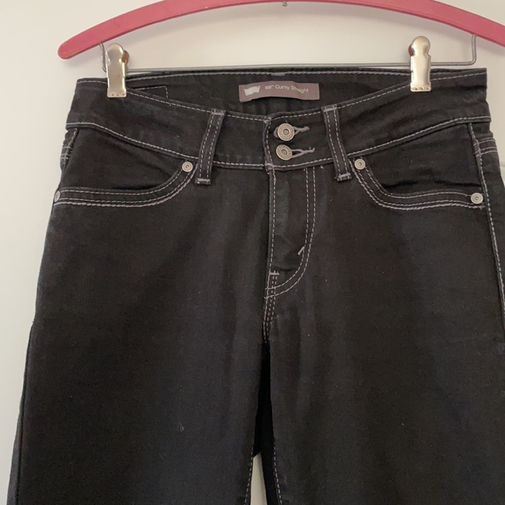 Levis Ladies 529 Curvy straight low waisted Black denim with gray stitching